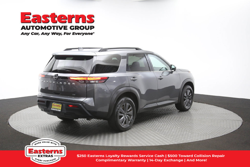 Used 2022 Nissan Pathfinder SV FWD image 42