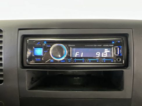 Used 2007 Chevrolet Silverado 2500 LT w/ EZ-Lift Tailgate Package AWD/4WD image 13