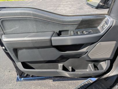 New 2026 Ford F150 Lariat w/ Equipment Group 501A Mid