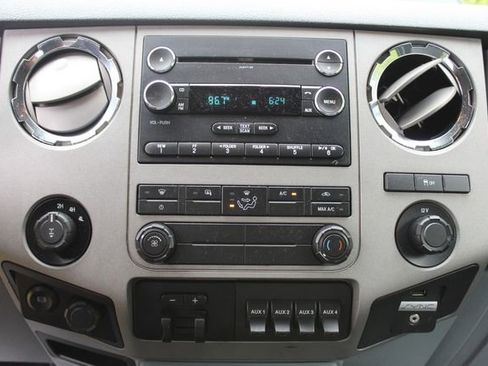 Used 2016 Ford F250 XLT w/ XLT Value Package image 15