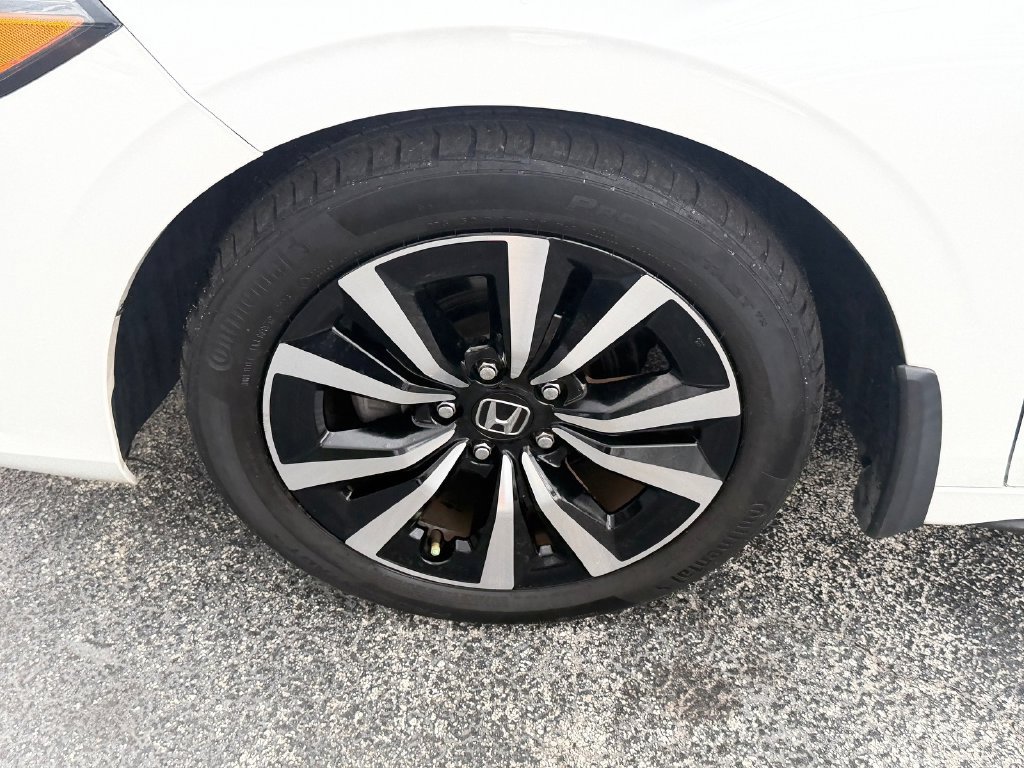 Used 2023 Honda Civic EX-L image 19