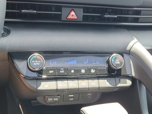 New 2026 Hyundai Elantra SEL Sport FWD image 12