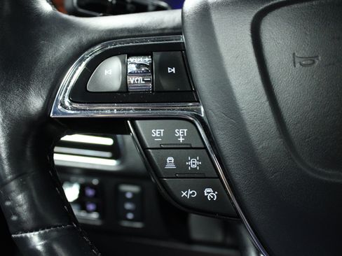 Used 2024 Lincoln Navigator L Reserve AWD/4WD image 21