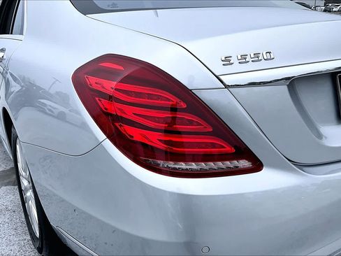 Used 2014 Mercedes-Benz S 550 Sedan image 27