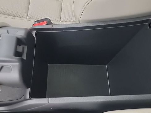 Certified 2024 Honda HR-V EX-L image 34