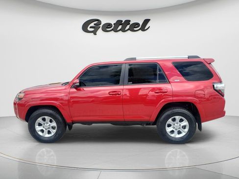Certified 2021 Toyota 4Runner SR5 Premium w/ Moonroof Package AWD/4WD image 8