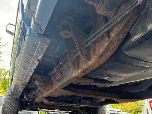 Used 2018 Chevrolet Silverado 1500 LT w/ All Star Edition image 25