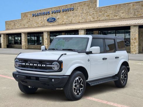 New 2026 Ford Bronco Outer Banks AWD/4WD image 2