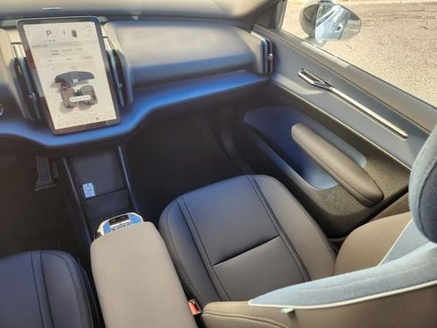 New 2026 Volvo EX30 Plus w/ Climate Package image 12