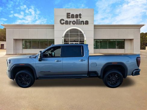 Used 2024 GMC Sierra 2500 AT4 w/ AT4 Premium Plus Package image 6