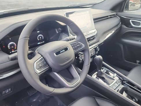 New 2026 Jeep Compass Limited w/ Sun, Sound & Navigation Group image 10