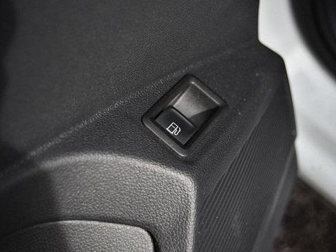 Used 2024 Volkswagen Taos S image 10