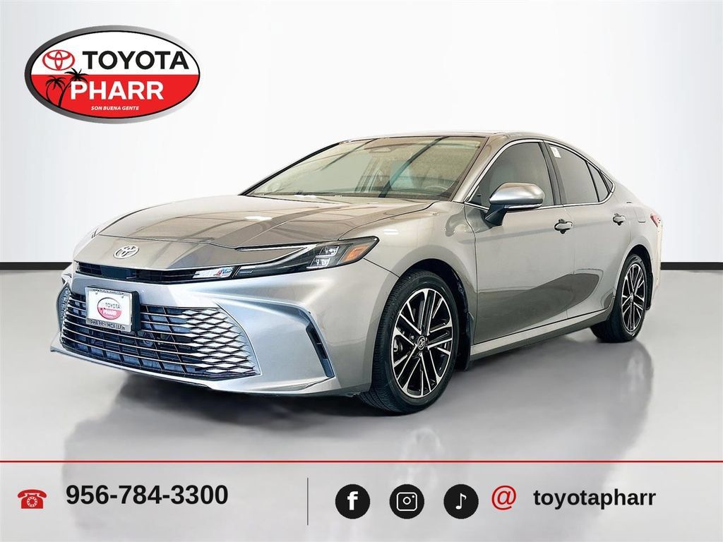 Used 2025 Toyota Camry XLE w/ Premium Package FWD image 1