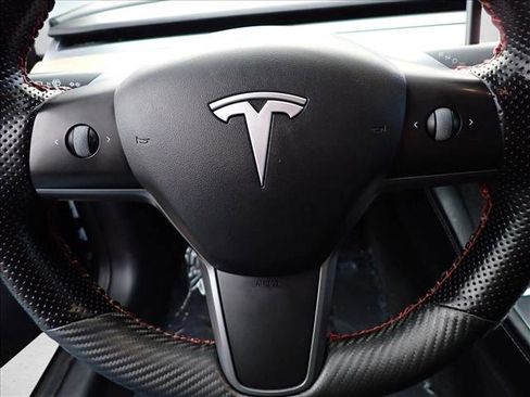 Used 2022 Tesla Model 3 Long Range image 15