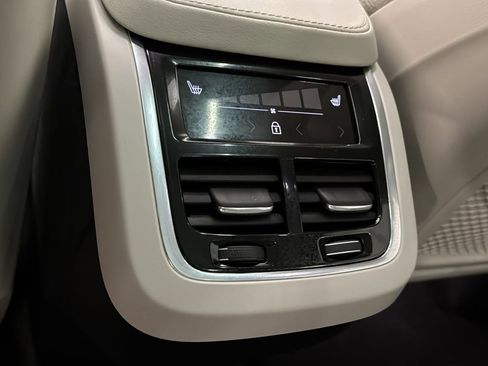 Certified 2023 Volvo XC90 B5 Plus w/ Protection Package Premier image 29