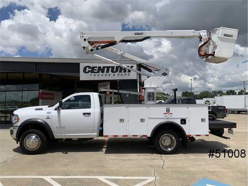 Used 2021 RAM 5500 Tradesman image 6