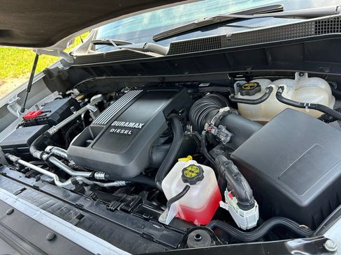 Used 2025 Chevrolet Silverado 1500 High Country AWD/4WD image 65