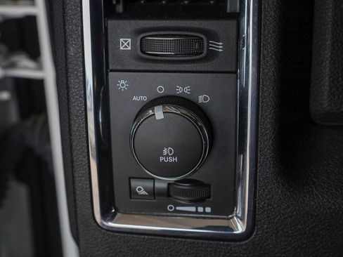 Used 2015 RAM 3500 Laramie Longhorn w/ Convenience Group image 31