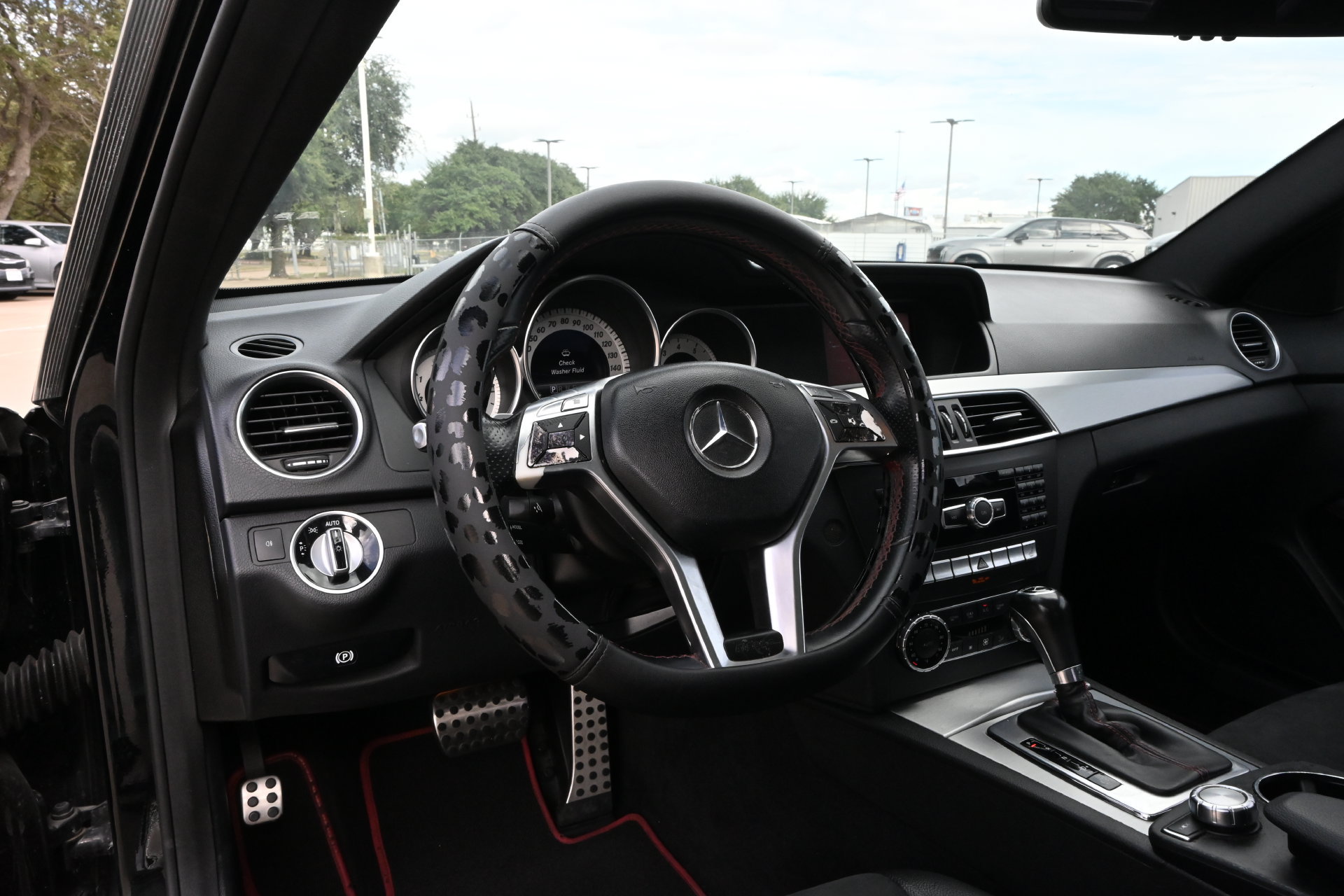 Used 2013 Mercedes-Benz C 250 Coupe image 16