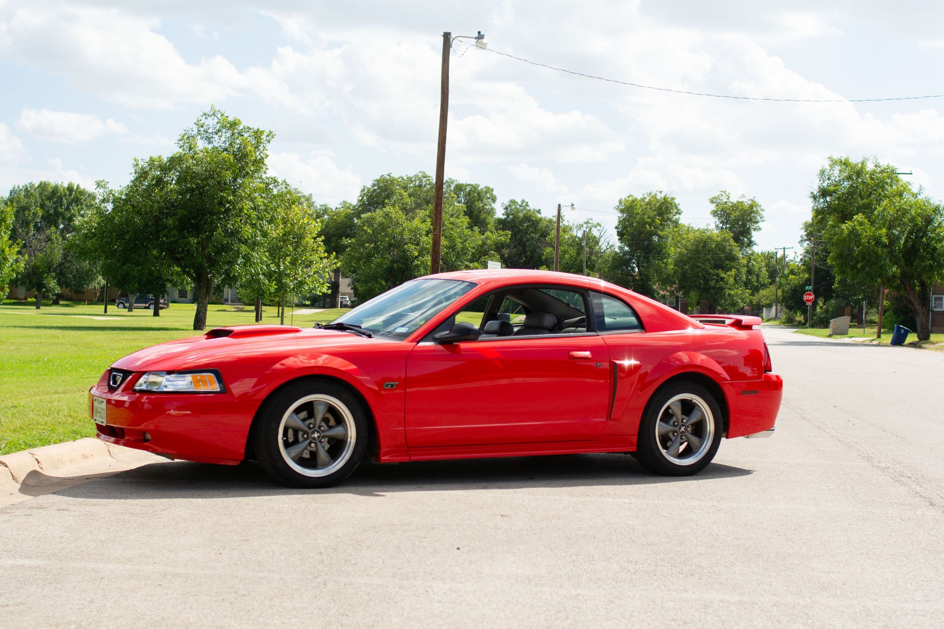 Used 2001 Ford Mustang GT RWD image 1