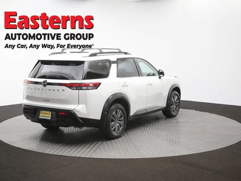 Used 2024 Nissan Pathfinder SV w/ SV Premium Package AWD/4WD image 45