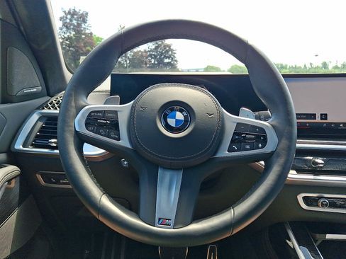 Used 2024 BMW X7 xDrive40i w/ M Sport Package AWD/4WD image 20