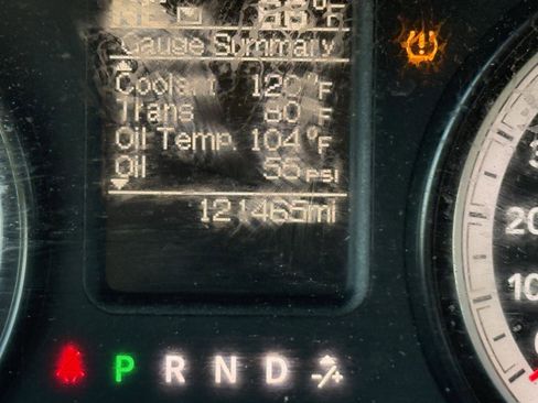 Used 2015 RAM 2500 Tradesman w/ Chrome Appearance Group image 27