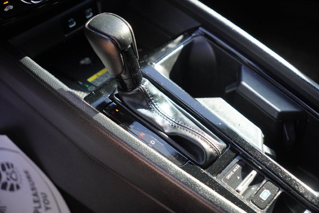 Used 2025 Honda Accord Sport image 25