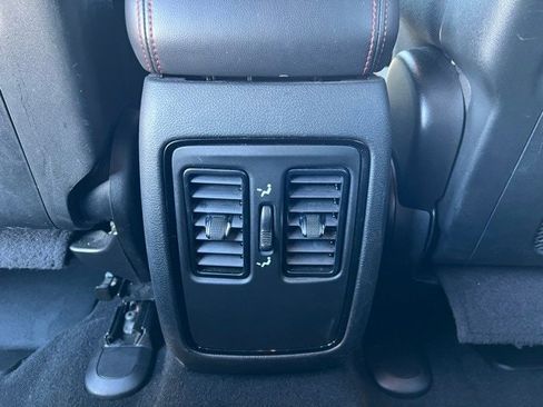 Certified 2023 Dodge Durango GT image 25