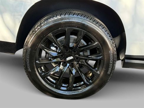 Certified 2024 Cadillac Escalade ESV Sport Platinum w/ LPO, ONYX Package image 13