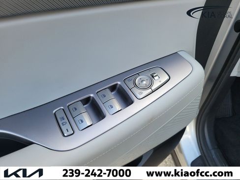 Used 2024 Hyundai Palisade SEL FWD image 24