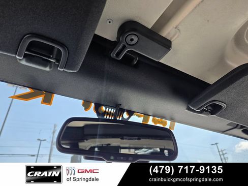 Used 2016 Jeep Wrangler Sahara AWD/4WD image 21