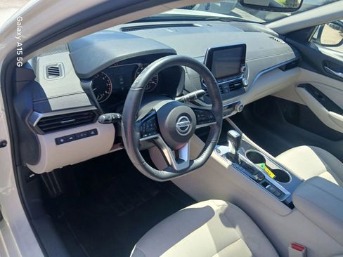 Used 2020 Nissan Altima 2.5 SV FWD image 7