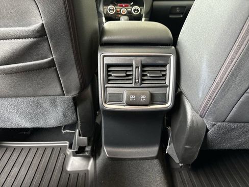 Used 2019 Subaru Forester Premium image 21