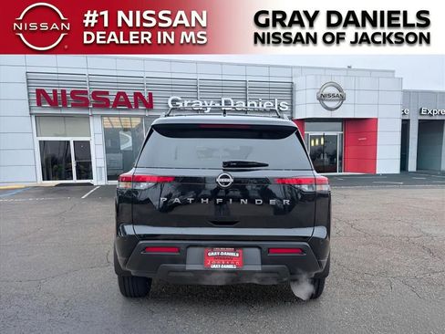 New 2026 Nissan Pathfinder SV image 4