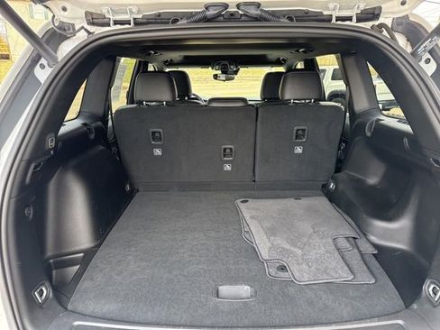 Used 2023 Jeep Grand Cherokee Altitude image 43