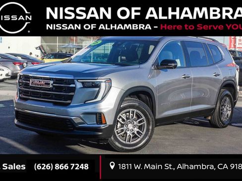 Used 2025 GMC Acadia Elevation image 1