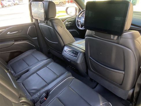 Certified 2021 Cadillac Escalade Premium Luxury w/ Driver Assist Tech Package image 15
