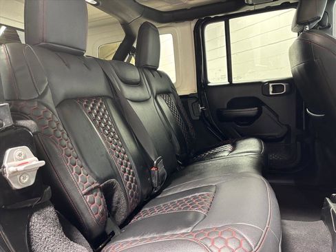 Used 2020 Jeep Wrangler Unlimited Sport S image 35