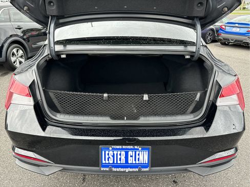 Used 2023 Hyundai Elantra SEL w/ Convenience Package FWD image 27