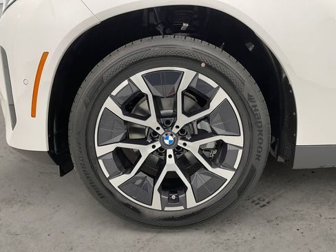 New 2026 BMW X3 xDrive30 w/ Premium Package image 14