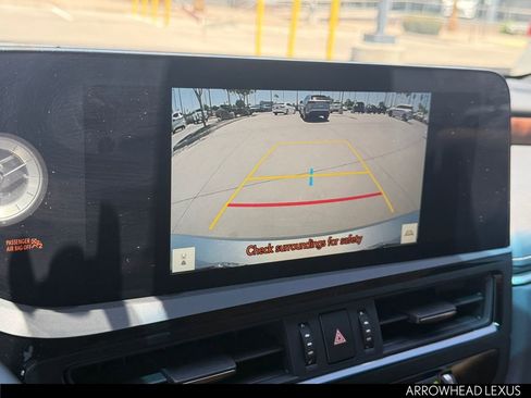 Used 2025 Lexus ES 300h w/ Premium Package FWD image 20
