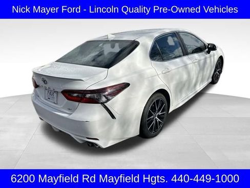 Used 2023 Toyota Camry SE image 7