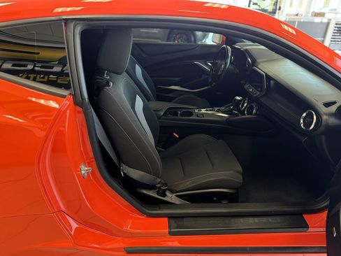 Used 2020 Chevrolet Camaro LT w/ RS Package image 18