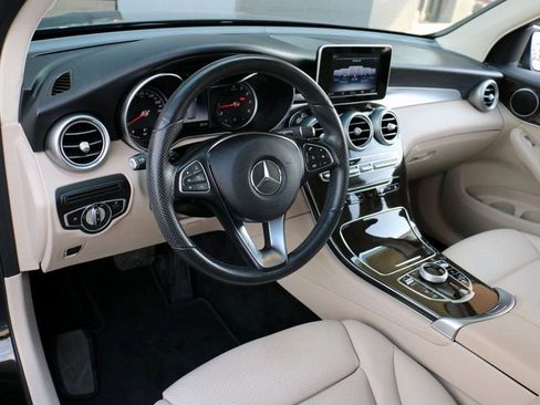 Used 2019 Mercedes-Benz GLC 300 GLC 300 image 18