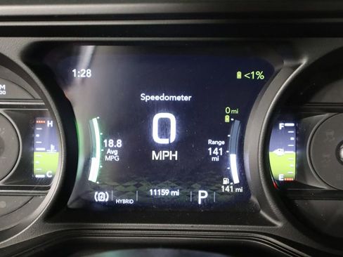 Used 2025 Jeep Wrangler Unlimited Sahara w/ Safety Group image 41