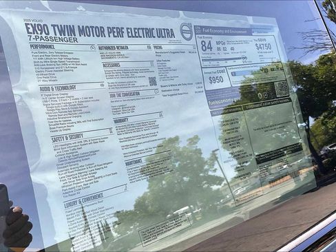 New 2025 Volvo EX90 Ultra image 37