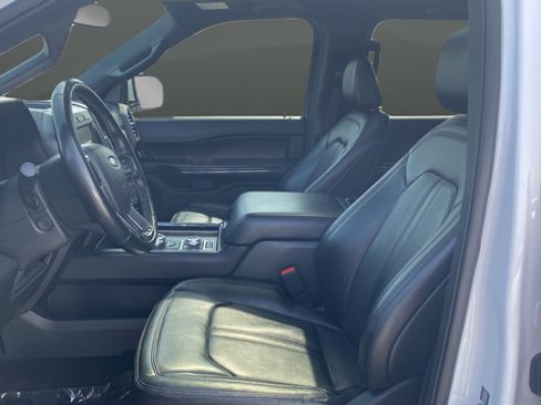 Used 2021 Ford Expedition Max Limited AWD/4WD image 10