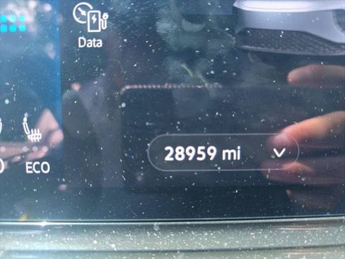 Used 2023 Volkswagen ID.4 Pro RWD image 16