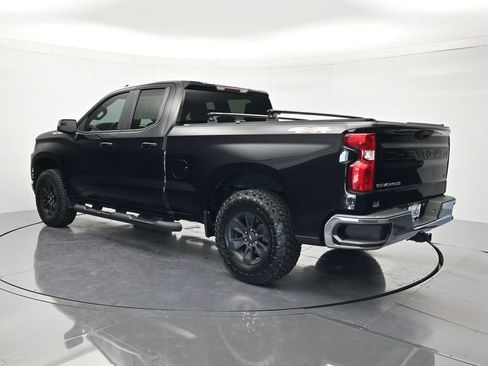 Used 2020 Chevrolet Silverado 1500 LT w/ Trailering Package AWD/4WD image 7